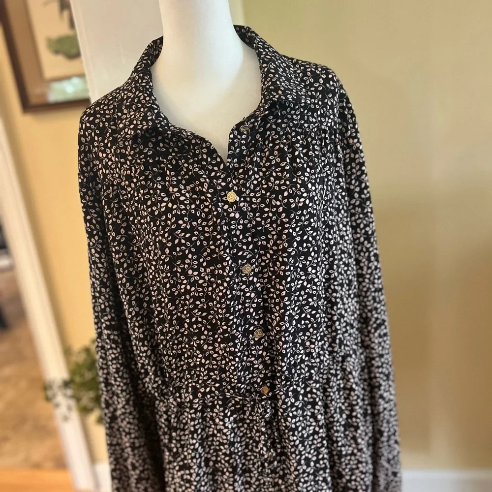 Draper James Floral Black and White Women's Dress - Picture 5 of 13